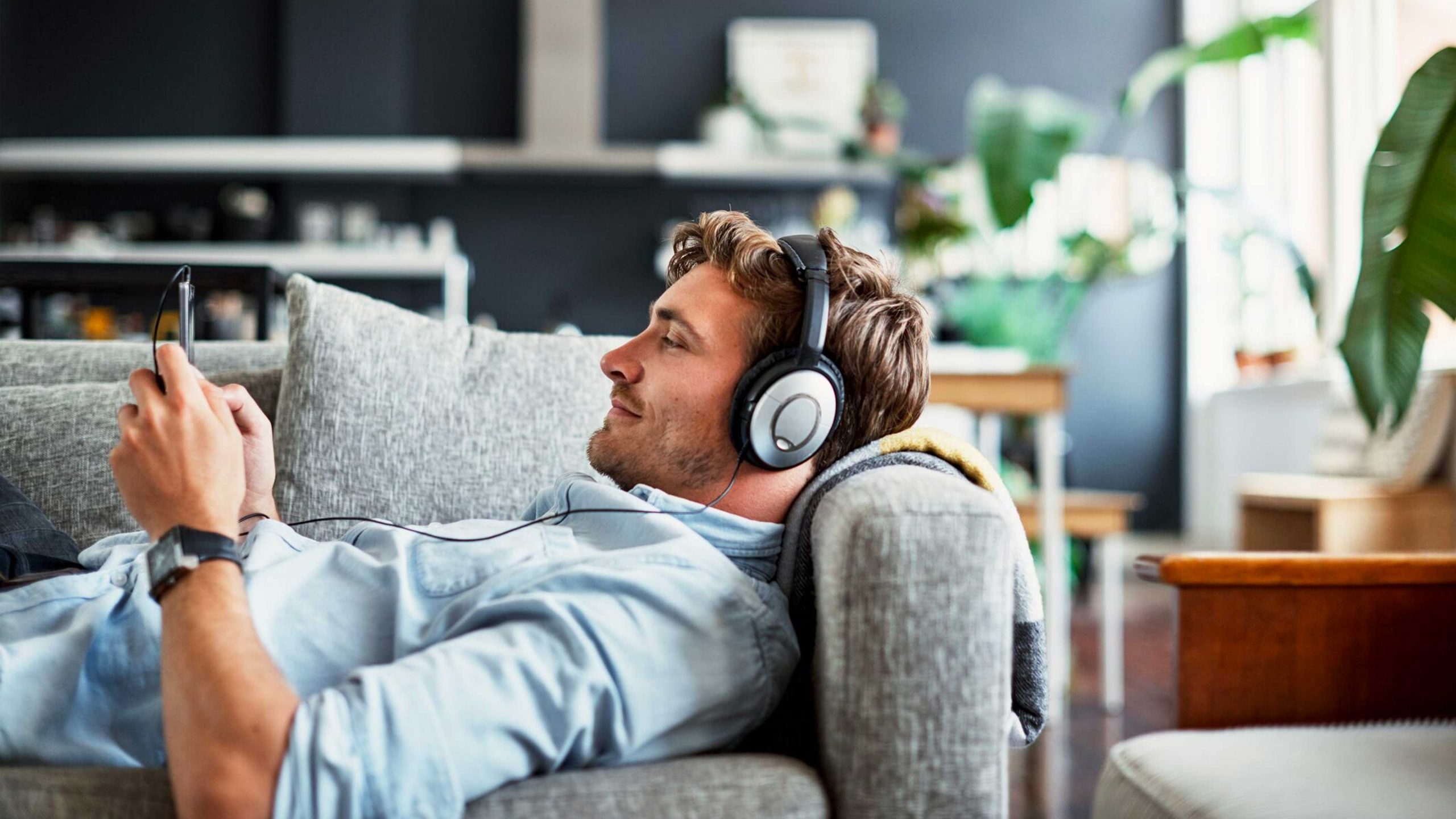 44% of respondents claimed to use audio to reduce stress