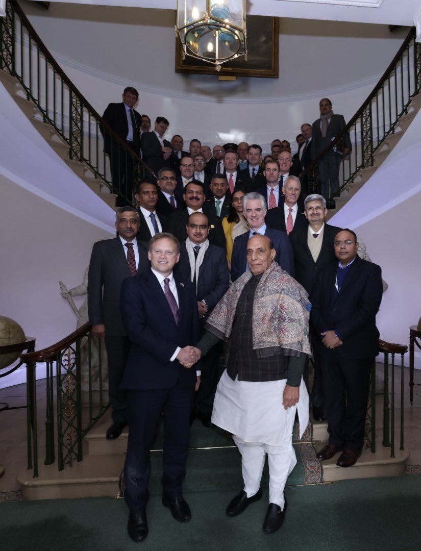 Defence Minister of India with Defence Secretary of UK 