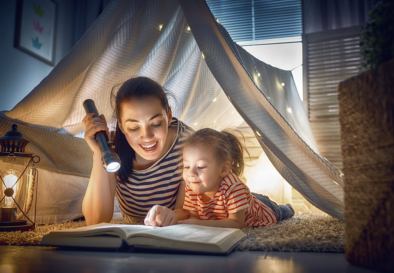 Improving literacy means a book, or iPad, at bedtime, say researchers