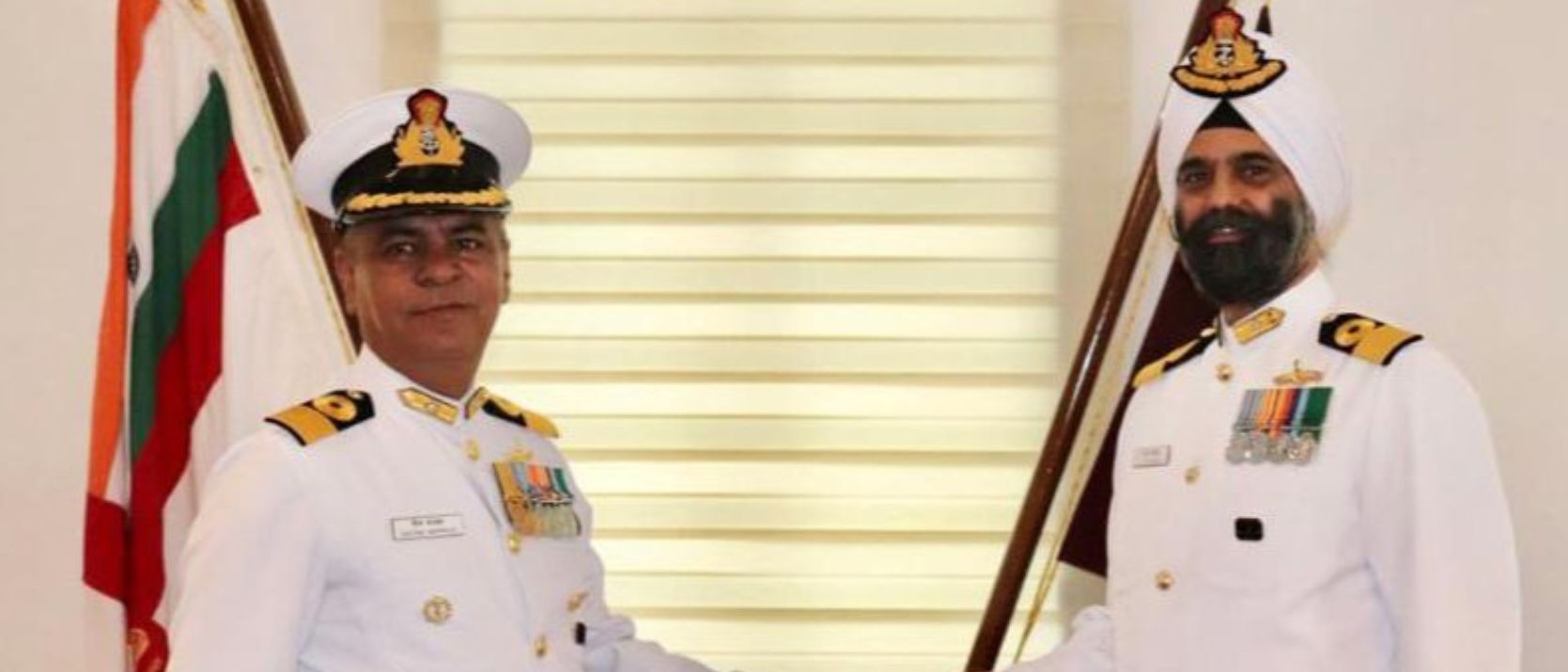 कमोडोर जे एस धनोआ ने भारतीय नौसेना पोत वालसुरा की कमान संभाली
