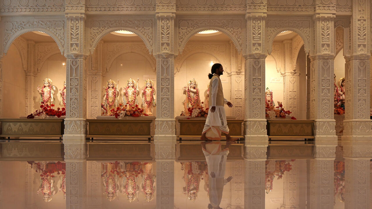 Beautiful Hindu temple opened in Dubai.