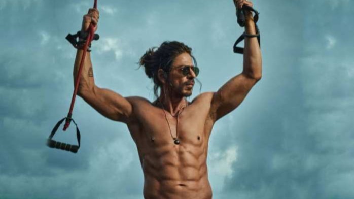 फिल्म ‘पठान’ के लिए शाहरुख खान ने चार्ज किए इतने करोड़ रुपए, चौंक जाएंगे आप