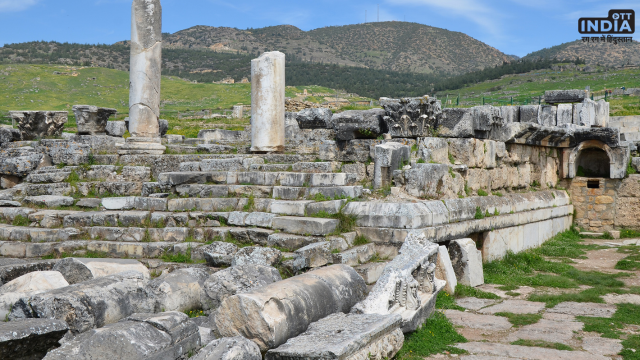 Hierapolis Temple Turkey