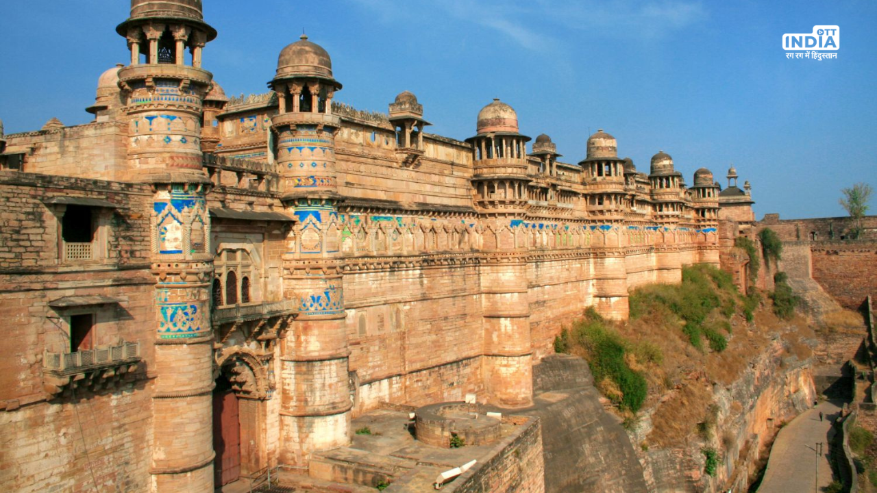 Madhya Pradesh Famous Places: मध्य प्रदेश के इन सात जगहों को नहीं देखा तो क्या देखा, जरूर जाएं एक बार