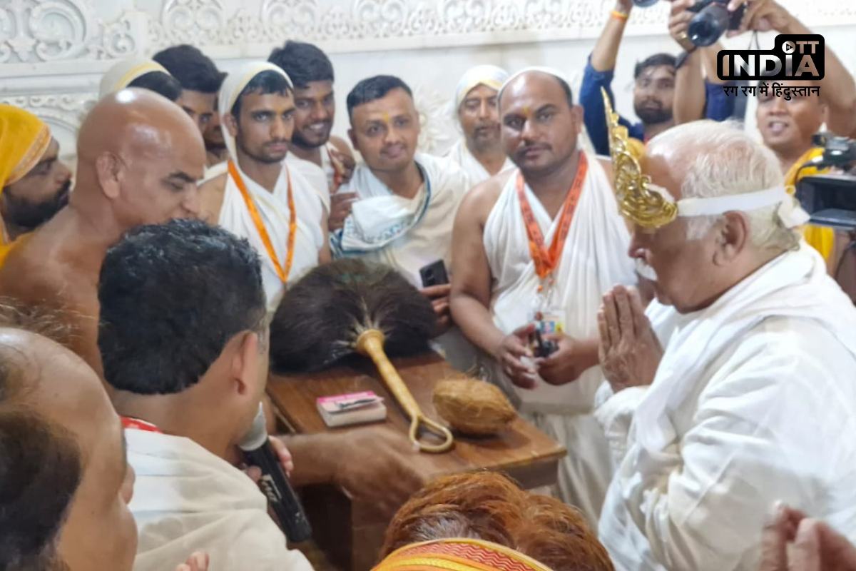 Kundalpur जैन तीर्थ क्षेत्र कुंडलपुर में पदारोहण अनुष्ठान आयोजित, डॉ मोहन भागवत ने मुनि श्री समय सागर से लिया आशीर्वाद