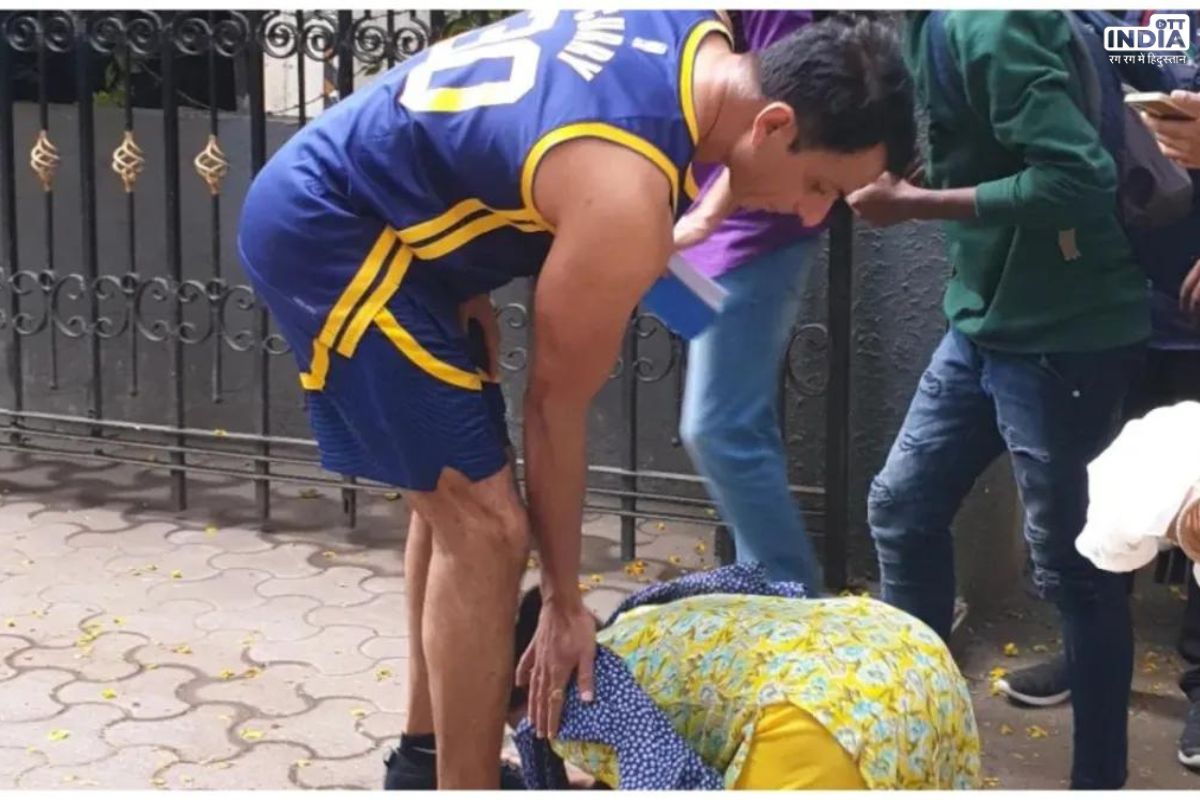 Sonu Sood Viral Photo: सोनू सूद ने जीता जनता का दिल, महिला ने पैरों में गिर किया सलाम